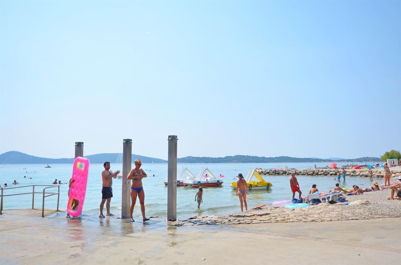 Apartments And Rooms On The Beach Vodice Bagian luar foto